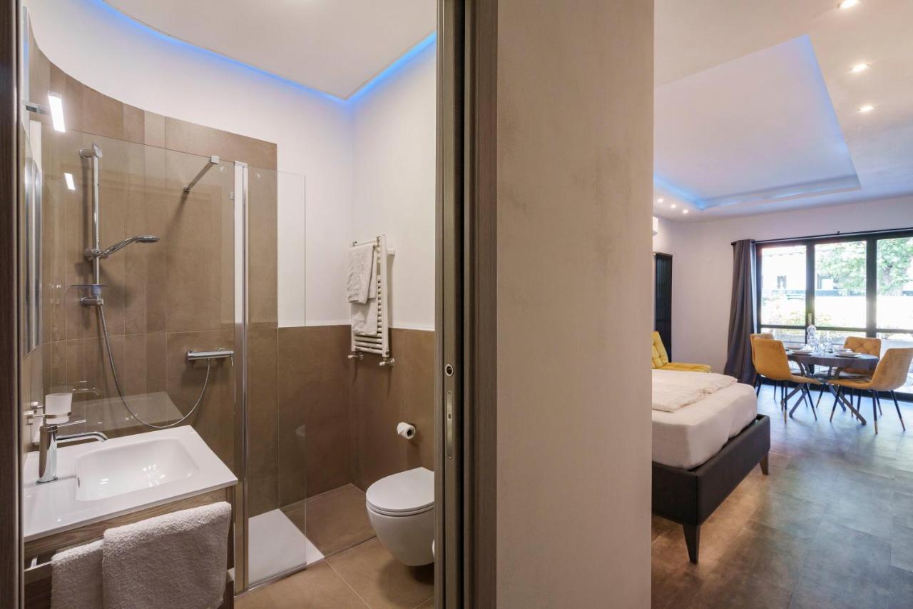 Lake Apartment Primea シルミオーネ エクステリア 写真